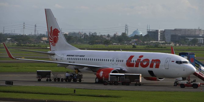 Sayap kiri rusak, pesawat Lion Air terpaksa mendarat di Batam