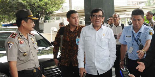 Cabut SK kubu Agung, Menkum HAM serahkan konflik Golkar ke internal