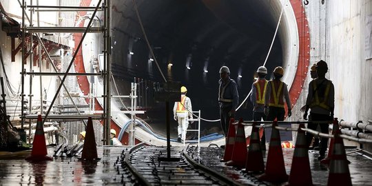 Menengok pengeboran terowongan MRT