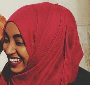  Warna  warna  hijab yang cocok untuk si kulit gelap 