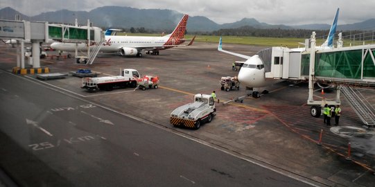 Sempat ditutup hampir 11 jam, Bandara Sam Ratulangi kembali dibuka