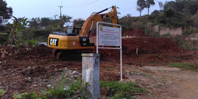 Pembebasan lahan Tol Bocimi sempat terkendala tanah wakaf