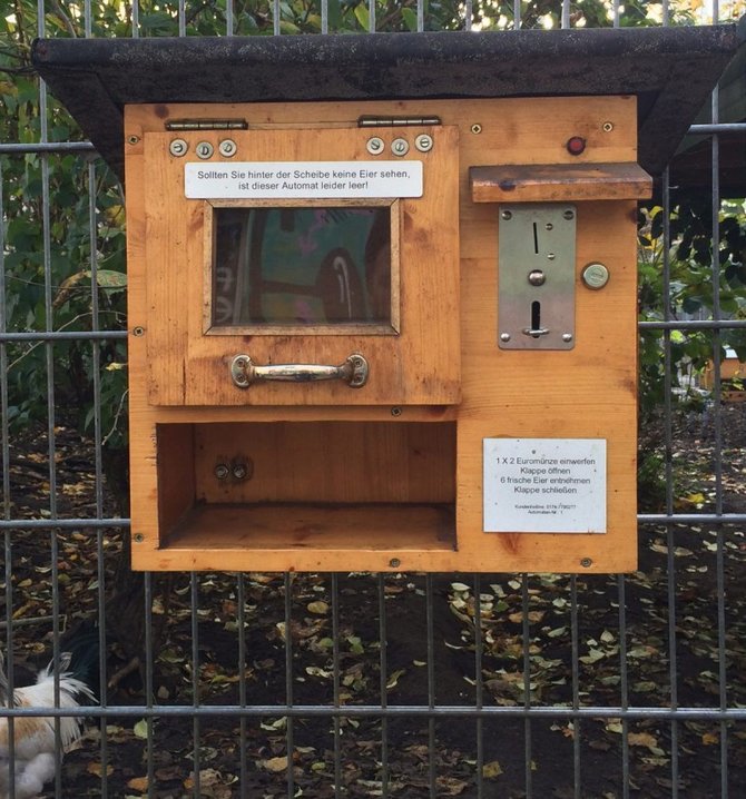 vending machine telur