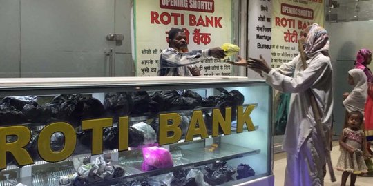 Roti Bank, cara unik India beri makan 500 duafa setiap harinya