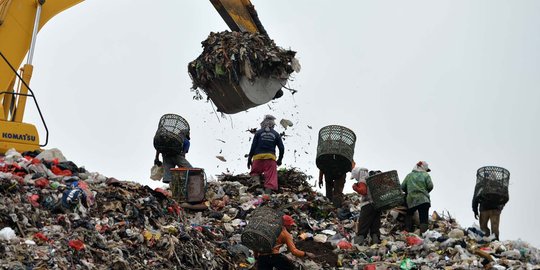 Mencari nafkah dari sampah Ibu Kota