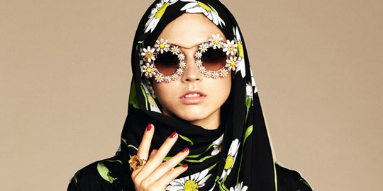 Dolce & Gabbana luncurkan koleksi hijab pertama