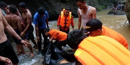 Rizal tewas tenggelam saat mandi di air terjun Sendang Padas