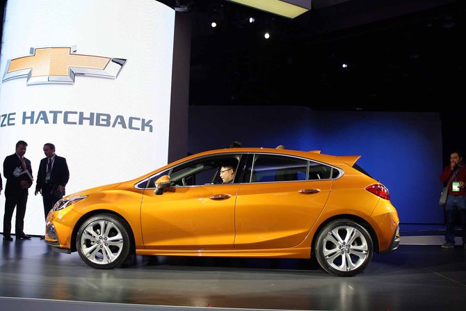 chevrolet cruze hatchback 2017