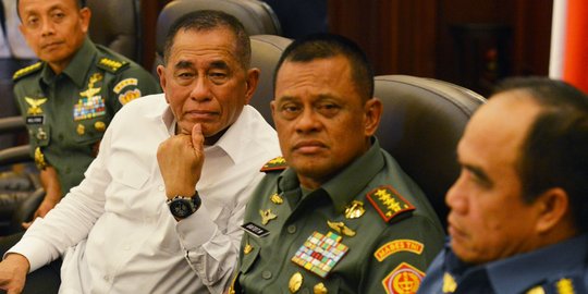 Panglima TNI bungkam ditanya Paspampres bawa narkoba & pukul Camat