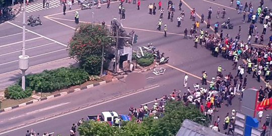 Bom di Sarinah, Kapolda Metro tiba di lokasi, Kapolri menyusul