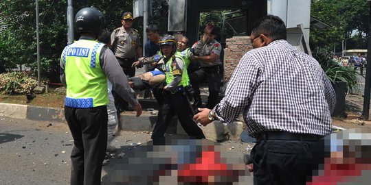 Mencekam, 6 ledakan bom terjadi di Sarinah