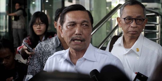 Ledakan di Sarinah, Menko Luhut tegaskan Jokowi tak perlu diungsikan