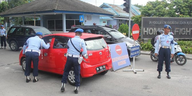 Imbas teror di Jakarta, Lanud Roesmin Nurjadin dijaga