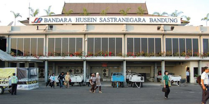 Teror di Jakarta, Bandara Husein Sastranegara dijaga TNI AU