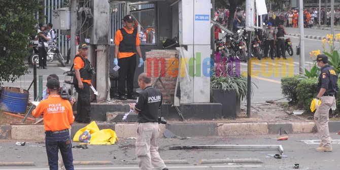 Berangsur normal, polisi segera olah TKP ledakan bom kawasan Sarinah