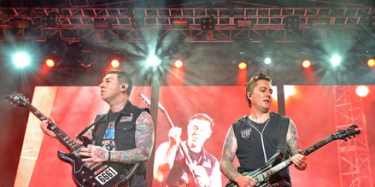 Berusaha lepas kontrak, Avenged Sevenfold digugat Warner Bros