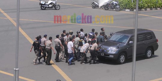 Luhut sebut Polisi lumpuhkan pelaku teror Sarinah hanya 11 menit