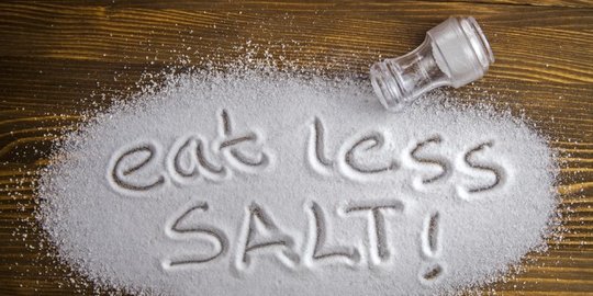 Diet: Teliti, 4 makanan ini simpan banyak garam