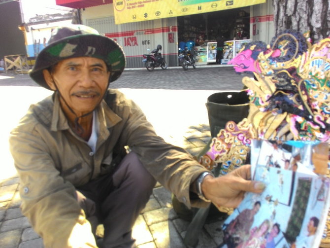 sukarno dalang dan pengrajin wayang