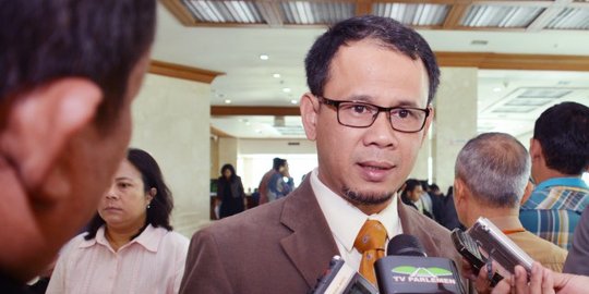 Komisi I DPR tegaskan tugas BIN hanya mengintai, tolak revisi UU