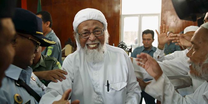 Pembelaan pengacara, Baasyir tak terlibat teror di Jakarta