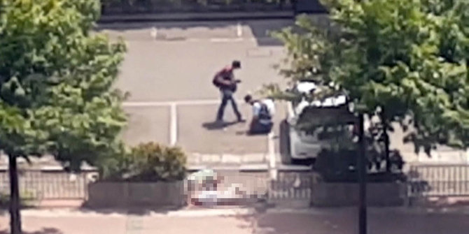 Polisi sampai pejabat negara heran, warga malah selfie saat ada bom