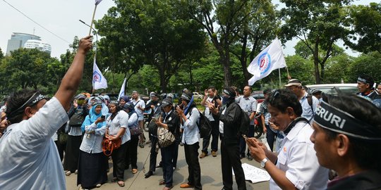 Di-PHK, karyawan Perum Peruri geruduk Kantor Kementerian BUMN