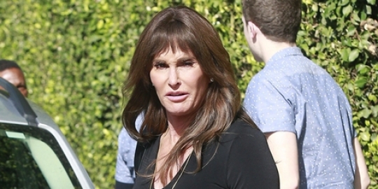 Caitlyn Jenner bakal cerita soal perubahan gendernya di memoir