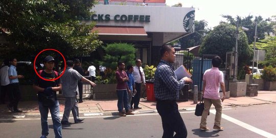 Cerita satpam Starbucks, kondisi terluka selamatkan 3 pengunjung