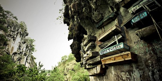 Menelusuri seramnya kuburan gantung di Filipina