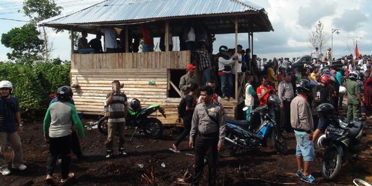 Menunggu logistik, kepulangan eks Gafatar sempat tertunda