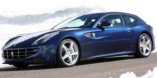 Ferrari FF facelift bakal diperkenalkan bulan depan