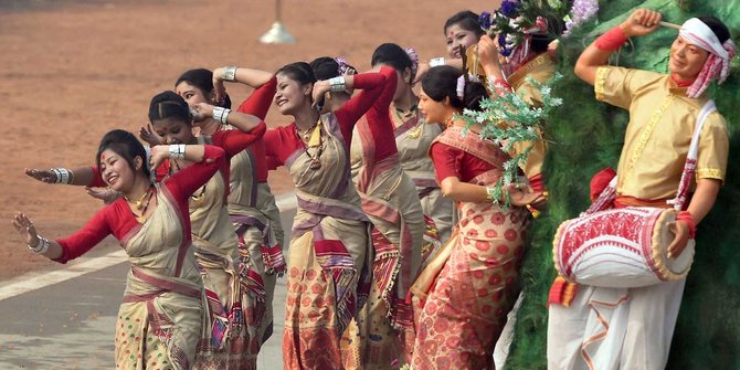 Kemeriahan parade-parade unik di Hari Raya Republik India