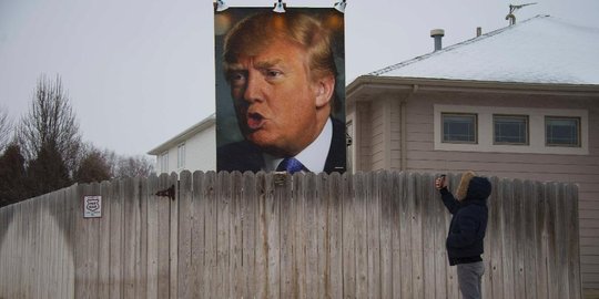 Pendukung fanatik dirikan tempat suci menyembah Donald Trump