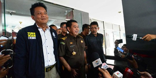 Polda Metro kembali sambangi Kejati DKI bahas kasus Mirna