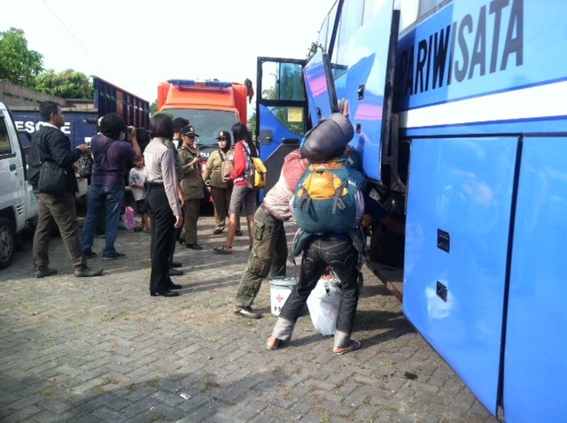 pengungsi eks gafatar tiba di yogyakarta