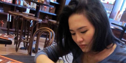 Motif pembunuhan dengan sianida biasa karena persaingan bisnis