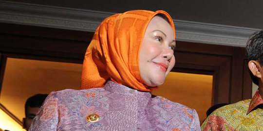Akan maju Pilgub Banten, anak Ratu Atut mulai eksis di publik