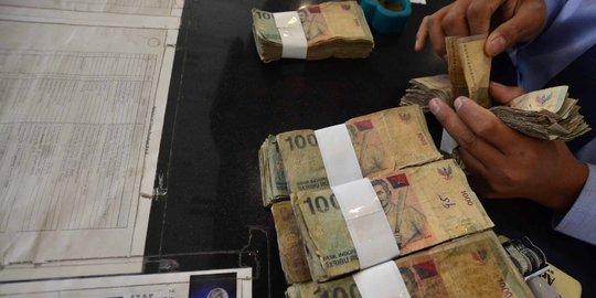 BI: Ada yang sengaja basahi uang biar tak terbang waktu belanja