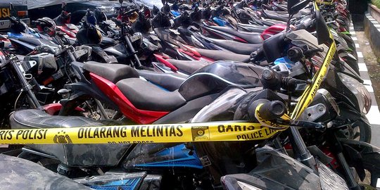 Diduga pakai 'cairan setan', pencuri gondol 3 motor sekaligus