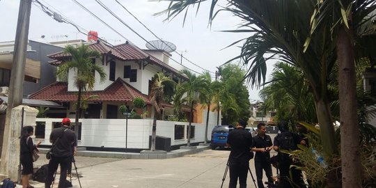 Geledah rumah, penyidik sita tisu bekas pakai Jessica