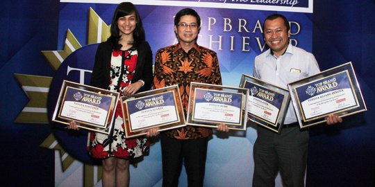 Toyota sabet 5 penghargaan dalam ajang Top Brand Award 2016