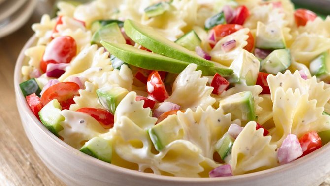 ilustrasi pasta salad