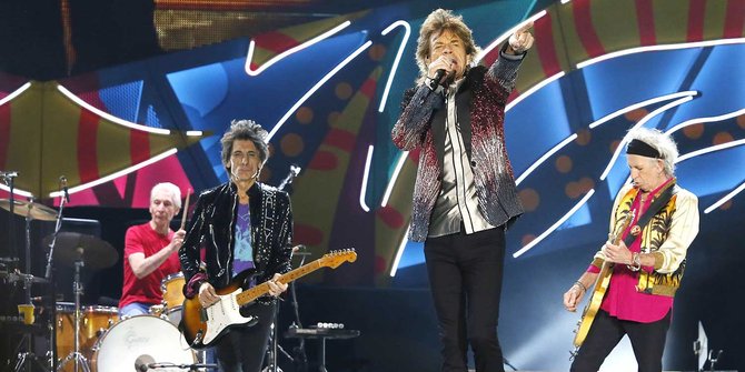 Rolling Stones tampil menggebrak di Chile