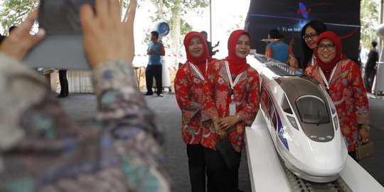 Pemerintah tegaskan masyarakat butuh kereta cepat