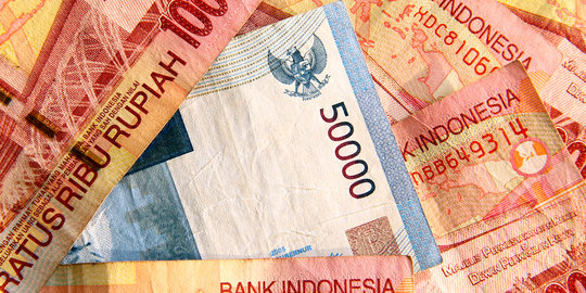 Data ekonomi RI membaik bikin Rupiah dibuka menguat tipis