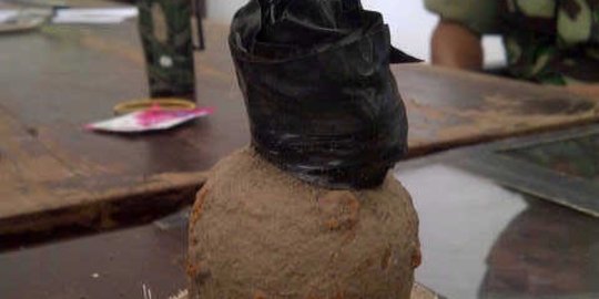Buka karung, pemulung di Bandung temukan granat diduga aktif