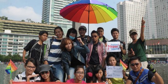 Mereka ramai-ramai menolak LGBT berkembang di dalam negeri