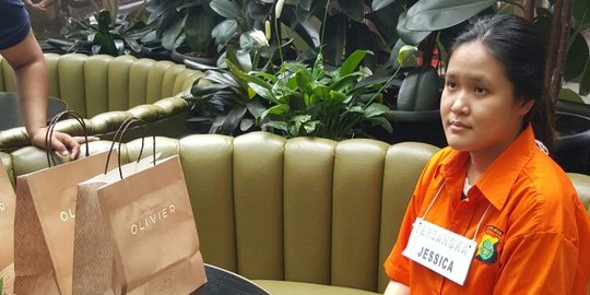 Tak akui temuan polisi, Jessica ngotot minta rekonstruksi versi dia