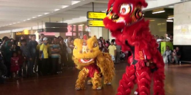 Barongsai dan wushu meriahkan perayaan Imlek di Bandara 